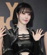 LE SSERAFIM宮脇咲良がAKB48の20周年にビデオレター「未来が輝き続け