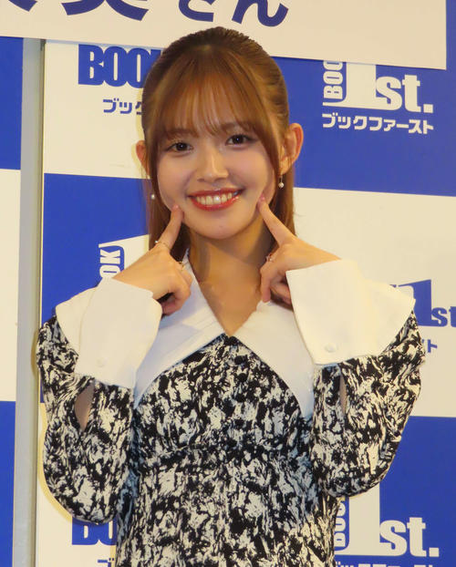 森日菜美「国宝級のかわいさです。今年にからめたこと言いたくて…」カレンダー積極PR