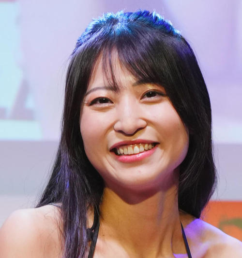 ミスFLASH29歳タレント、ビキニ姿でサウナ満喫「肉付き良くなった」「ナイスバディ」