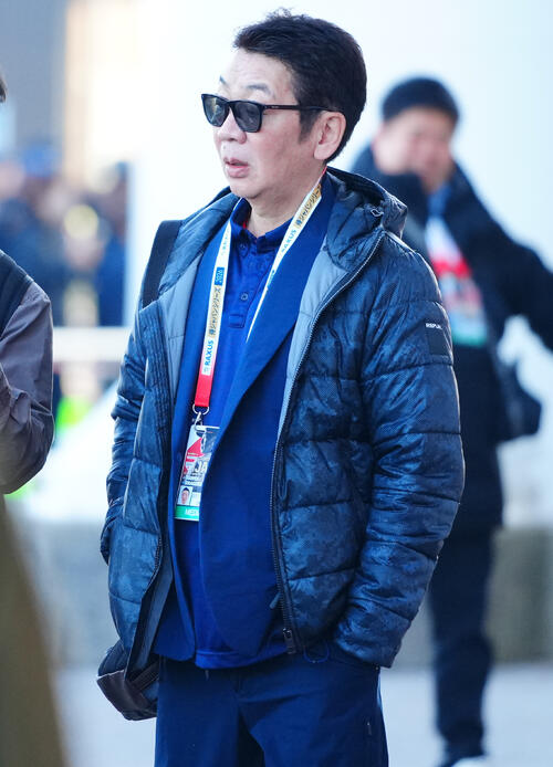 【侍ジャパン】早朝から球場周辺にはファン、報道陣が集結、宮根誠司の姿も