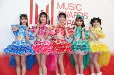 超ときめき♡宣伝部　辻野かなみ　坂井仁香　コメント　サイン入り　ペアポスター 超ときめき♡宣伝部、27年春に活動終了発表「心より感謝」最後の