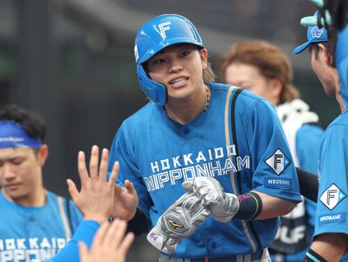 日本ハム】田宮裕涼「CSで全然打てていなかったので」2安打で貢献