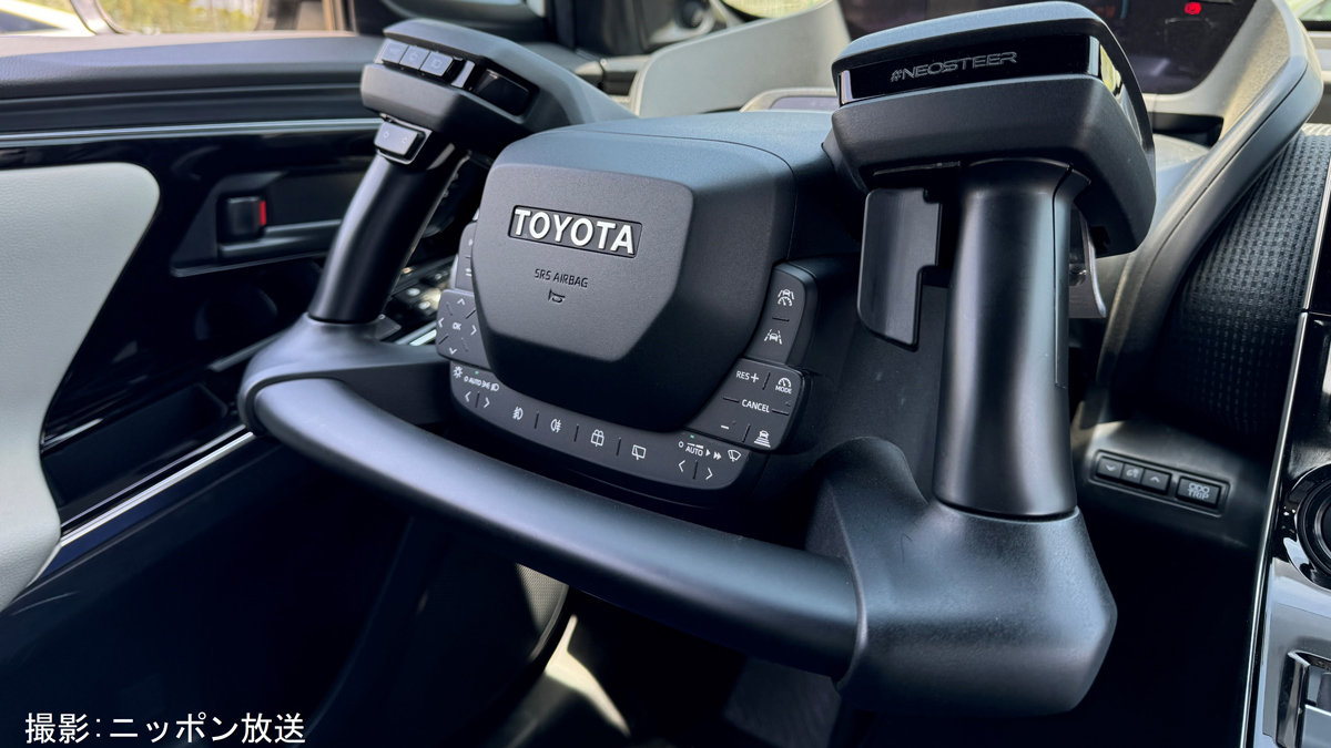 手元だけで車を運転！ トヨタ「NEO Steer（ネオステア）」試乗体験会を「世界パラ陸上in神戸」会場で開催｜Infoseekニュース