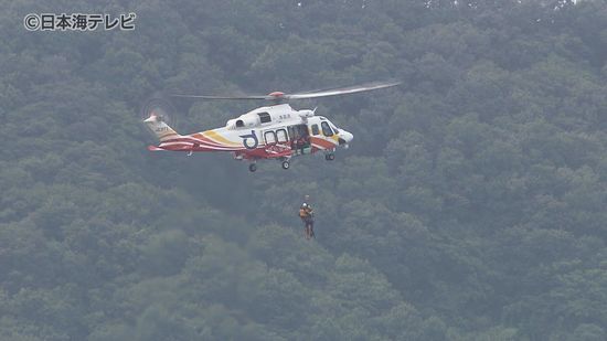 「カヌーが転覆し3人が流されている」　10代女性と成人男性2人が消防に救助　鳥取県鳥取市