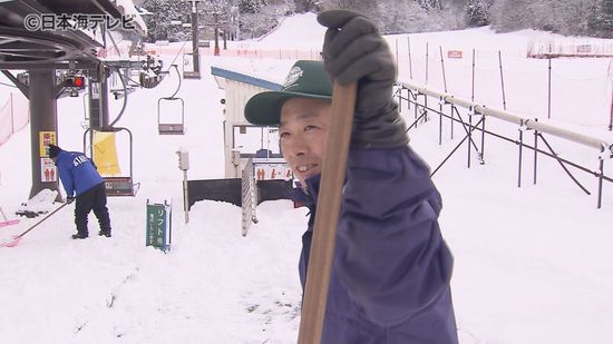 「幸先良いスタートが切れる」　スキー場に恵みの雪　例年は雪不足で人工雪などを利用していたが…今季はオープン前に十分な積雪