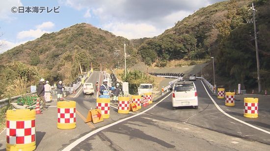 「安心しています」　県道崩落から約5か月　新たなう回路の完成で観光バスなどの大型車両の交通が可能に　島根県出雲市大社町・日御碕地区