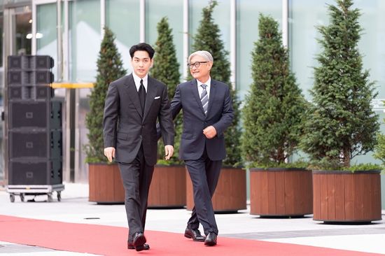 柳楽優弥「温かく迎えてくれるキャパシティーを持った人たち」　韓国の映画祭で現地ファンに感動