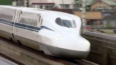 東海道新幹線、上下線一部で運転見合わせ　「のぞみ12号」トンネル内で停車、暑苦しさ訴える乗客増加も