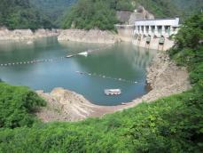 鬼怒川で6年ぶりの取水制限、上流ダムの貯水量減少で