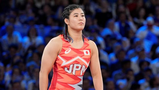 【レスリング】尾崎野乃香が敗者復活戦を勝ち抜き銅メダル　世界2位と東京五輪の銀メダリストを次々に破る