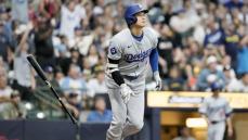 8月の大谷翔平“9安打中5HR”　ロバーツ監督「ゴロになることを我々は求めていない」　山本由伸も復帰へ準備