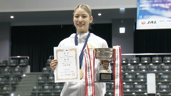 【フェンシング】パリ五輪銅の江村が4度目の優勝　練習パートナー小林との決勝戦を制して涙　「次のロス五輪こそは一緒に戦いたい」