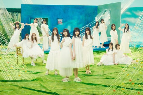 日向坂46、最新シングルが初週47.6万枚売り上げ　1st『キュン』から12作連続1位獲得