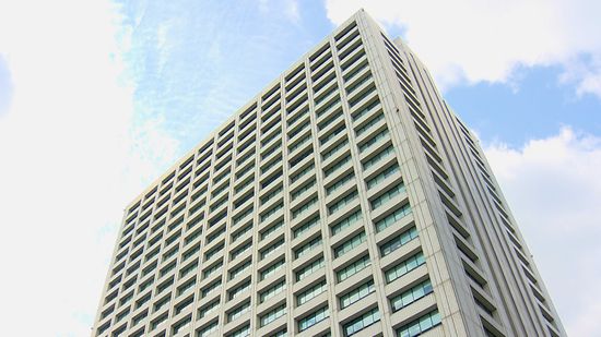 「高額療養費制度」自己負担額引き上げの方針でまとまる　厚労省部会