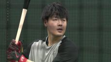 【巨人】岡本和真が順調に回復　自主トレでバッティングも披露　エプロン購入し挑戦中の“手料理”に丸佳浩は「うまそうやん」