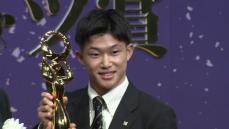 18歳玉井陸斗が日本スポーツ賞受賞「たくさんのお父さんお母さん増えた」とユーモア交えるも「五輪に何度もでる」と強い意志【飛び込み】