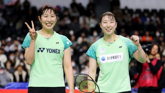 【バドミントン】五十嵐有紗・櫻本絢子ペアが大逆転勝利で決勝進出　7点差を一気にひっくり返す【インドOP】