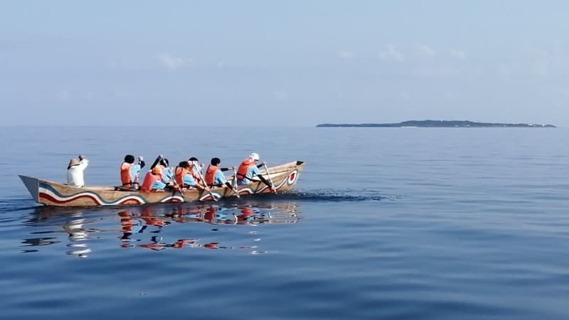 「最初無理かなと思ったけど…」 鳩間島の中学生、サバニで海渡る　卒業記念で西表島→鳩間島までの6キロ