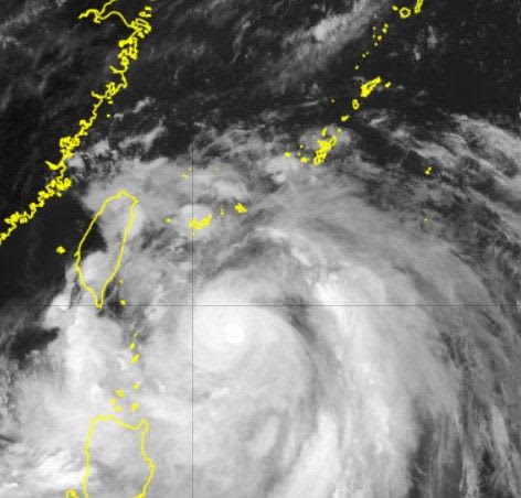 大型で強い台風3号、あす24日は先島諸島で猛烈な風　家屋倒壊の恐れも　八重山地方はきょう夜、宮古島地方はあす未明に暴風警報【動画あり】