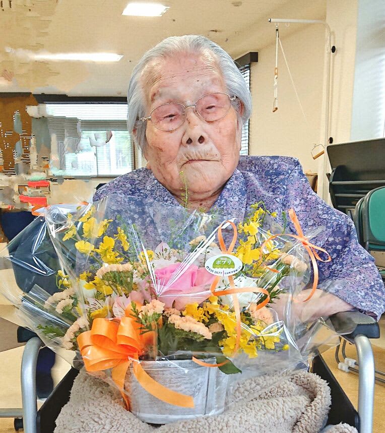 沖縄の最高齢は112歳、県内唯一の明治生まれ　100歳以上は1184人　昨年と比べ60人減少