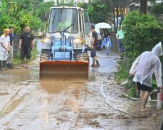 自宅は胸まで浸水・車は水没「生活再建の見通しが立たない」　比地地区の住民24人、ホテルに避難　沖縄・国頭村