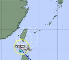 台風25号北上へ　沖縄本島地方は土砂災害や浸水に注意　18日には熱帯低気圧に【15日正午現在】