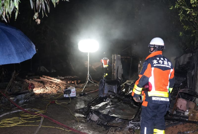 沖縄・今帰仁村今泊で民家全焼　1遺体を発見