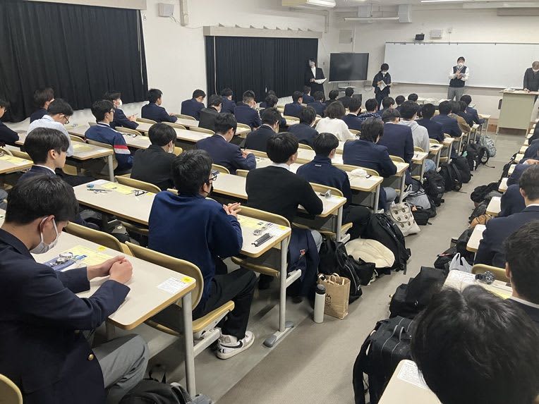 「この日のために1年かけて勉強してきた」　大学入学共通テスト始まる　沖縄県内は12会場で5533人が受験