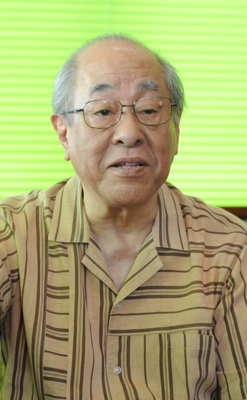 吉元政矩さん死去　88歳　大田昌秀県政で副知事