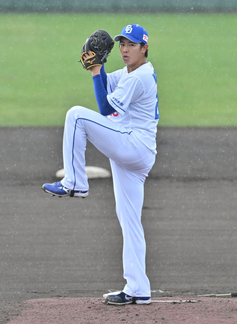 【中日新聞】中日の仲地礼亜、2段モーションに挑戦　紅白戦で半年ぶり実戦登板