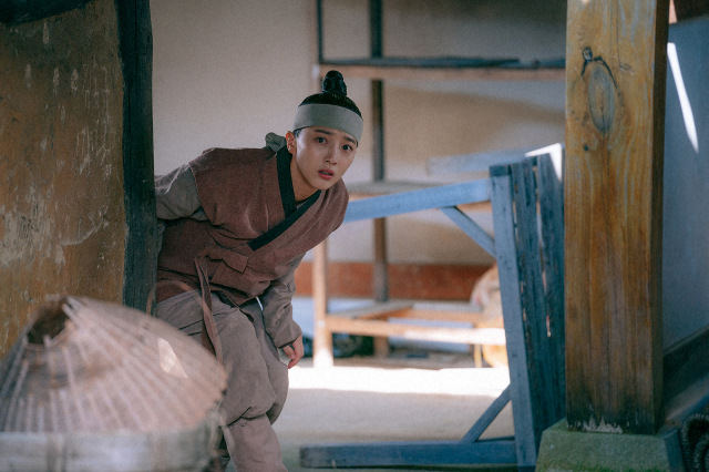 パク・ヒョンシク×チョン・ソニ韓国時代劇『青春ウォルダム』第16話：ファンはチェイが慕う相手が気になって