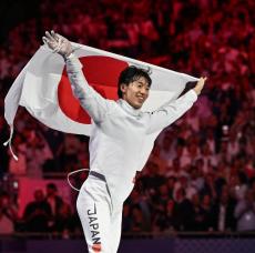 【パリ五輪】フェンシング男子エペ・加納虹輝が金メダル　史上初の快挙「本当に金メダルを取れて驚いています」
