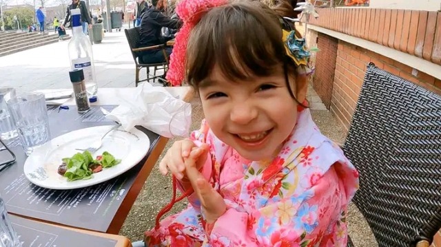 フランス人が驚いた4歳娘の晴れ着＆エジプト人祖父と再会のハーフ美少女の姿「可愛いは万国共通」「感動の再会に涙が出た」