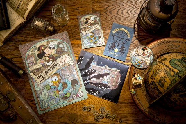 ディズニーシー、開園23周年記念グッズは『海底2万マイル』がテーマ　懐中時計、カチューシャなど9・4発売