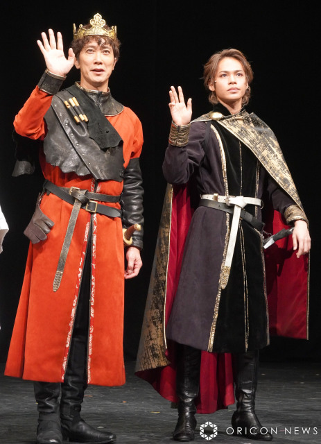 KAT-TUN上田竜也、初共演・佐々木蔵之介の差し入れに驚き「餌付けされました」