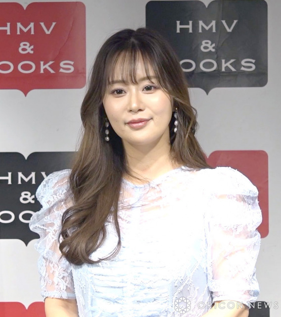 井口裕香、美ボディ強調の水着姿に衝撃「結構グラマー」「育て過ぎですよ」