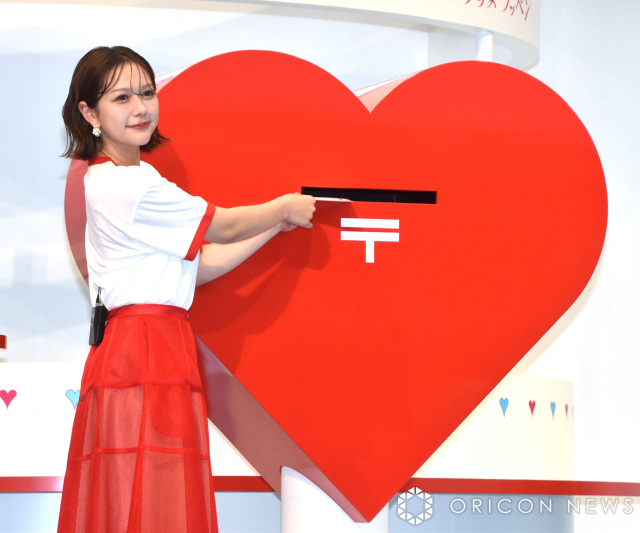 村重杏奈「文字を書くことすら危うい」　日本郵政のイベントで本音ぶっちゃけに報道陣が苦笑い