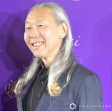 65歳・假屋崎省吾「肌年齢は37歳」　桂由美さん追悼ショー“徹夜作業”で恩返し