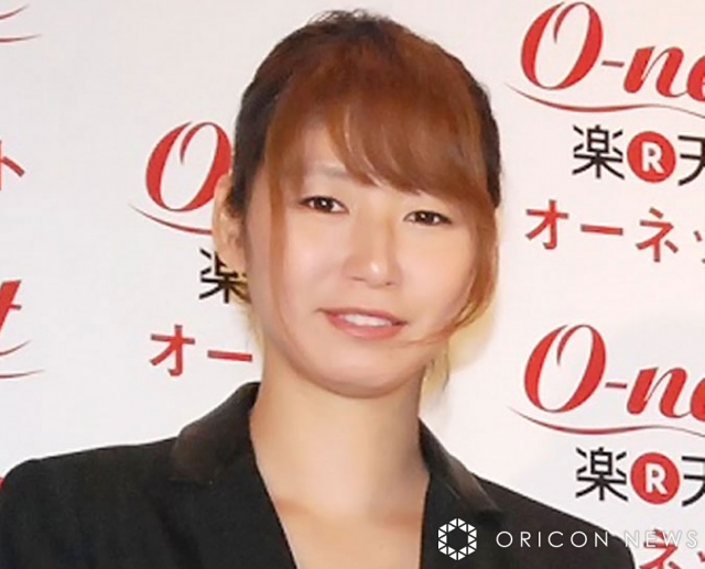 元女子バレー・大友愛さん、夫に寄り添う夫婦ショット「お二人お顔も似てますね」「素敵」　結婚11周年を報告