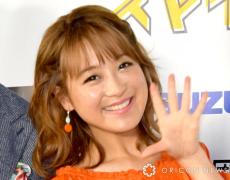 鈴木奈々、義姉“顔出し”のへそ出し2ショット「2人共スタイルがいい」