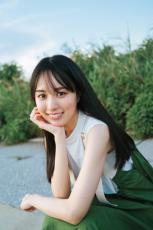 乃木坂46賀喜遥香『マガジン』表紙に久々登場　夏グラビアで変わらぬ美しさ＆かわいらしさ