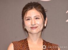 宇賀なつみ、太ももあらわなミニ丈コーデ　大胆“脚見せ”に反響「美脚」「可愛い」