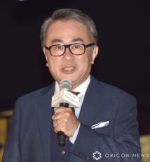 三谷幸喜、『スオミの話をしよう』監督と脚本に加え「BGMのピアニカも担当」　“未視聴疑惑”のバナナマン設楽をイジる