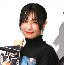 山崎真実、39歳の誕生日に印象ガラリ「髪をバッサリ切りました」　ファン歓喜「ますますキレイに」