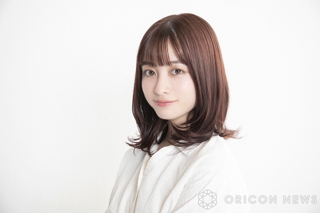 橋本環奈、朝ドラ『おむすび』オフショット公開　「ヘルメット姿も可愛いやろ」「制服姿初々しい!!」と反響