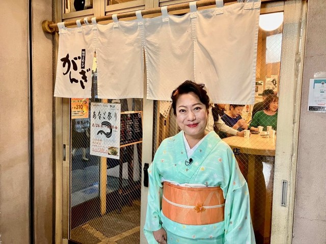 山村紅葉、“人生初”の立ち食いそばに挑戦　ドランク塚地は東京・早稲田で絶品“カレー南蛮”に舌つづみ