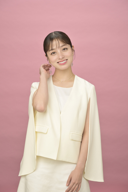 橋本環奈、朝ドラで“ギャルメイク”挑戦　激変ぶりに「お父さんが私って気づかなかった…」