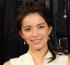 43歳・知念里奈、“おでこ全開”新ヘア公開に「10代の頃と変わらない」「いつまでも若く可憐」反響