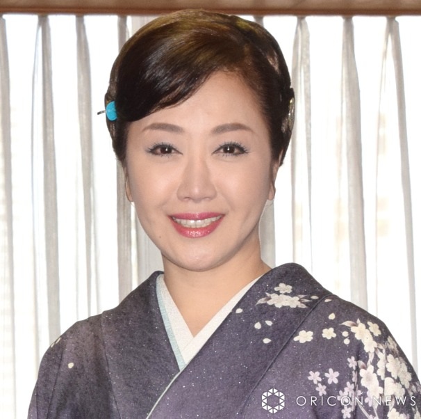 伍代夏子、“傘寿”杉良太郎との夫婦ショット公開「お似合いですね」「仲良し御夫婦 羨ましいです」