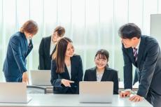 おすすめの「企業研修 新卒社員向け公開講座」1位は？　～「対面研修」初発表